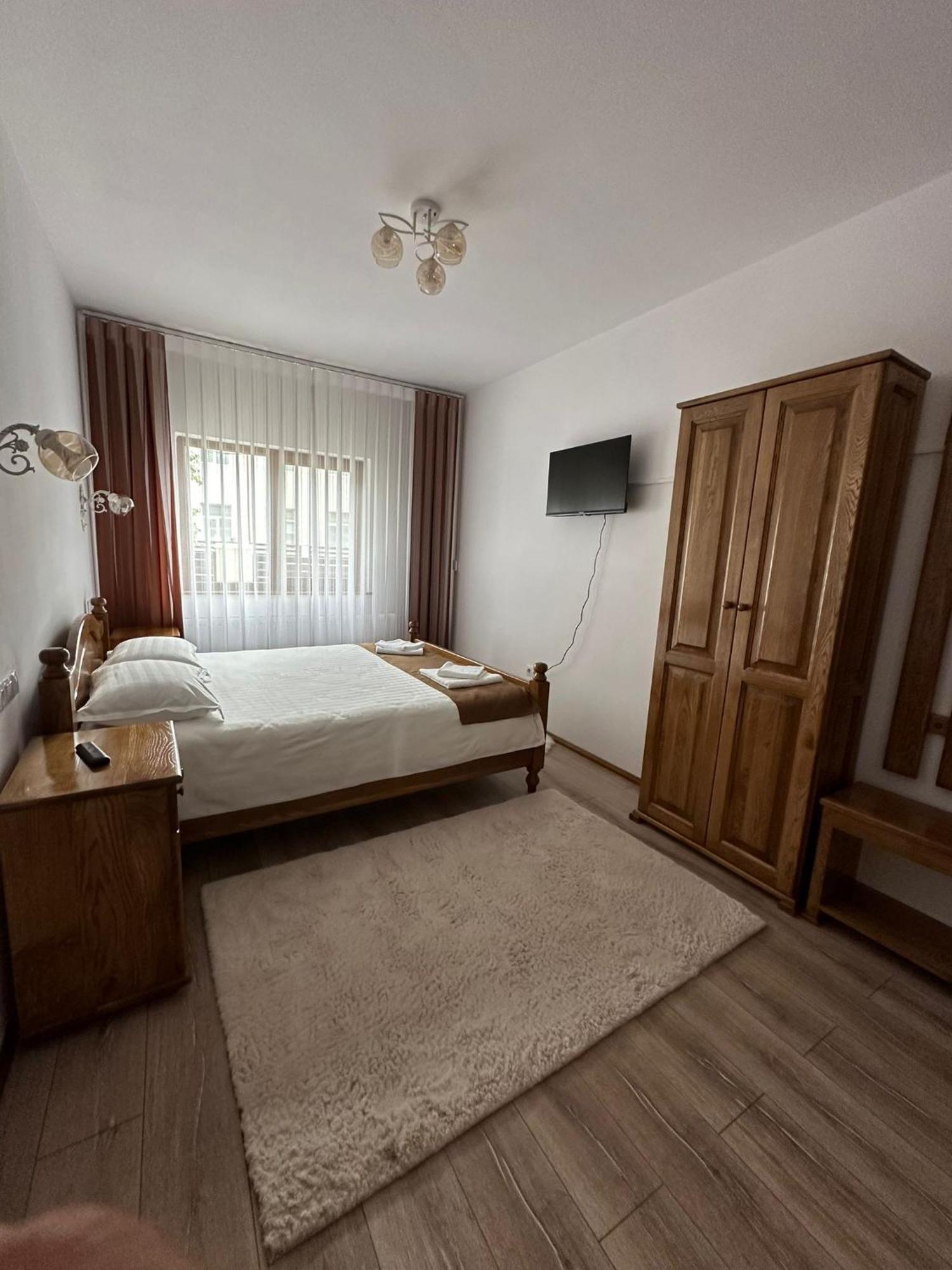 Casa Dacului Hotel Petrova Eksteriør billede