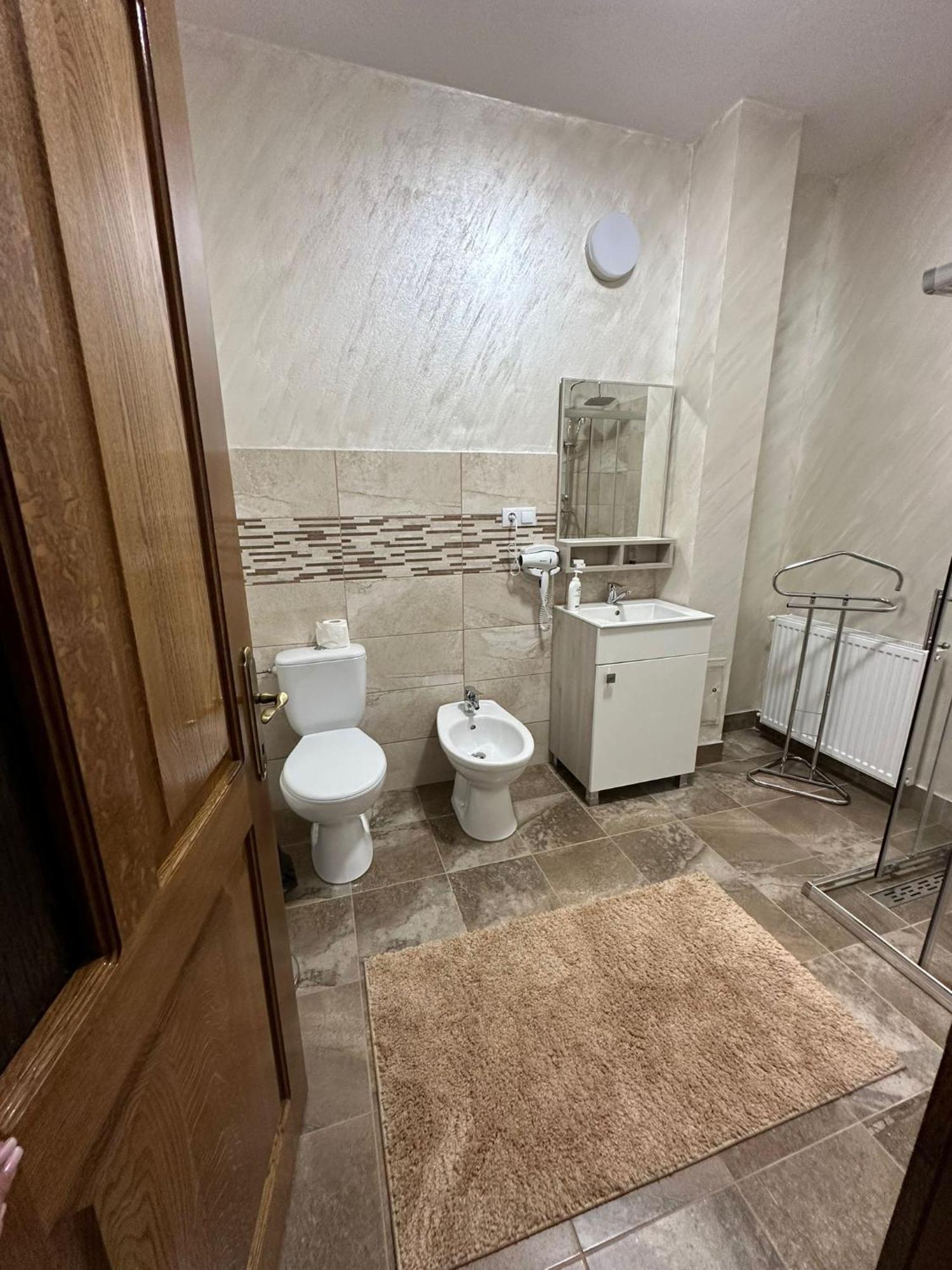 Casa Dacului Hotel Petrova Eksteriør billede